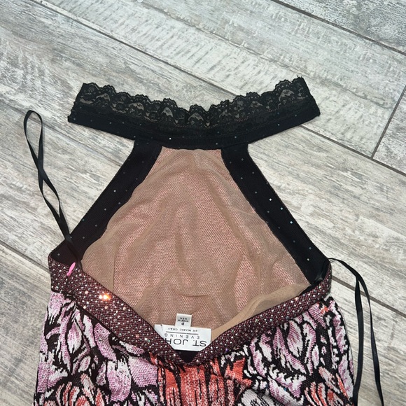 St. John evening halter top. Pink and black. Backless. Bejeweled. small/petite - Picture 9 of 13